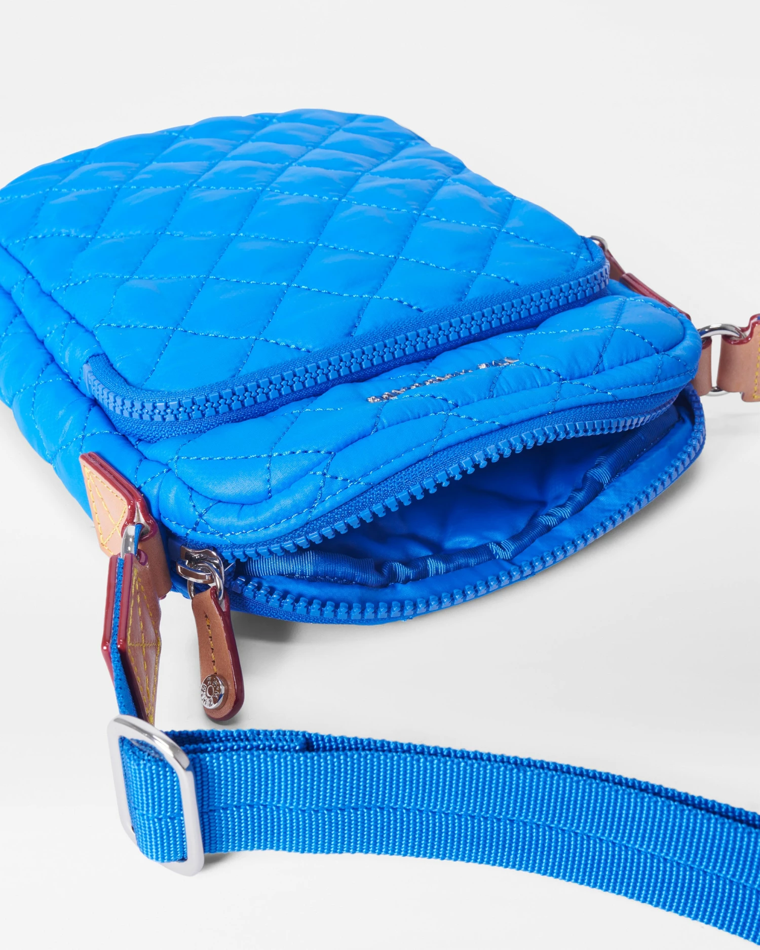 True Blue Metro Crossbody 4 True Blue Metro Crossbody - Image 4