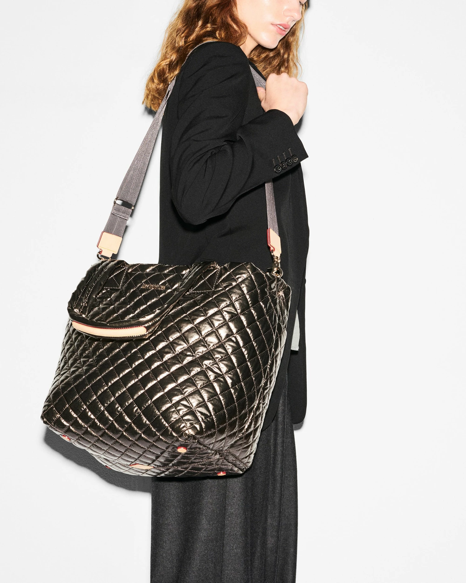 Moondust Metallic Lacquer Medium Metro Tote Deluxe 5 Moondust Metallic Lacquer Medium Metro Tote Deluxe - Image 5