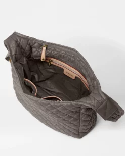 Magnet Parker Deluxe -US Suitcase Sales Store 1357X1595 211214 A3