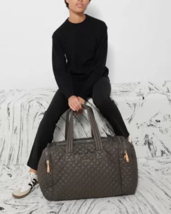 Magnet Metro Team -US Suitcase Sales Store 1410X1595 A11 d7b155c1 2881 49d7 af15 d1f776649854